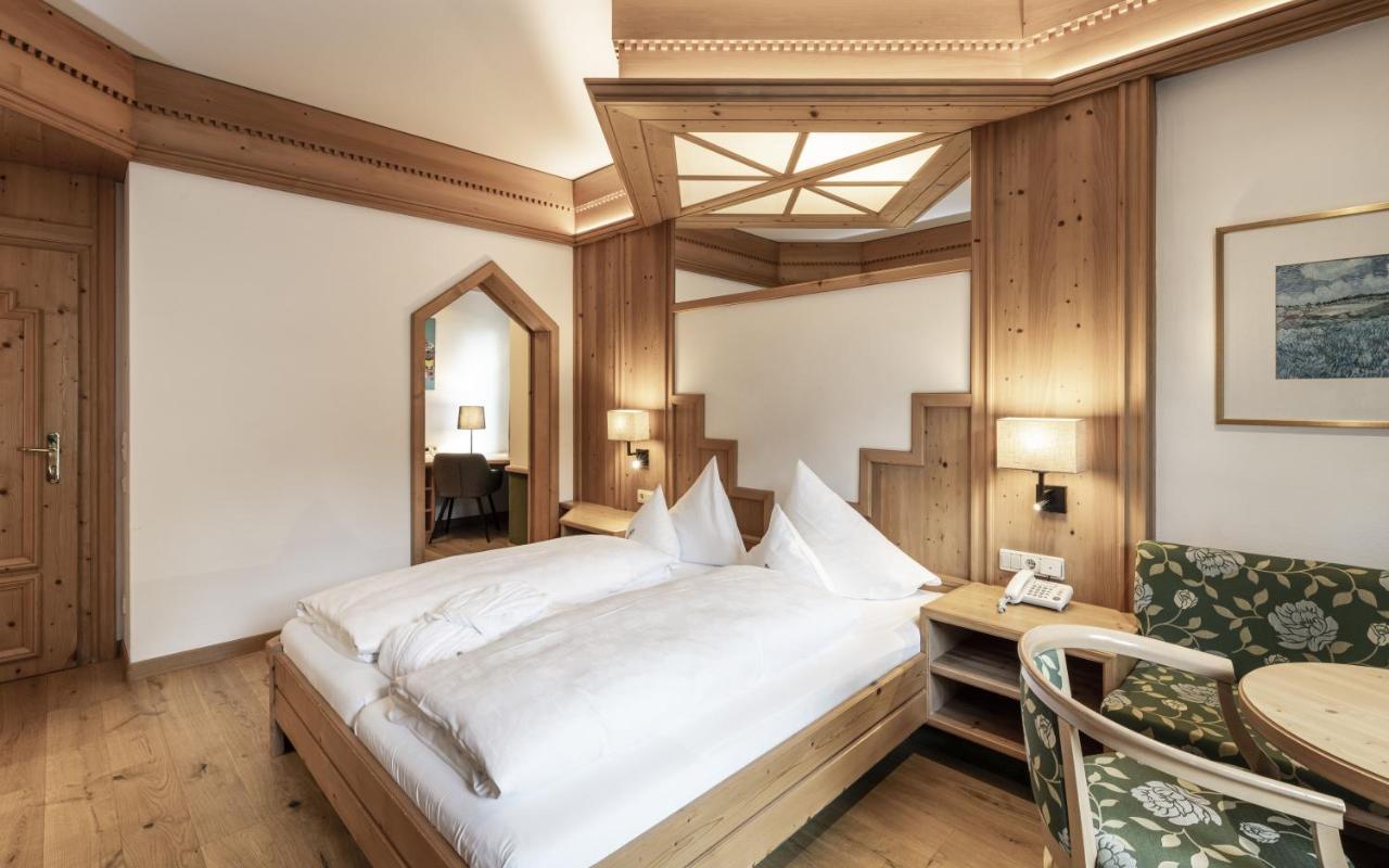 Ferien & Wellnesshotel Windschar Brunico Kültér fotó