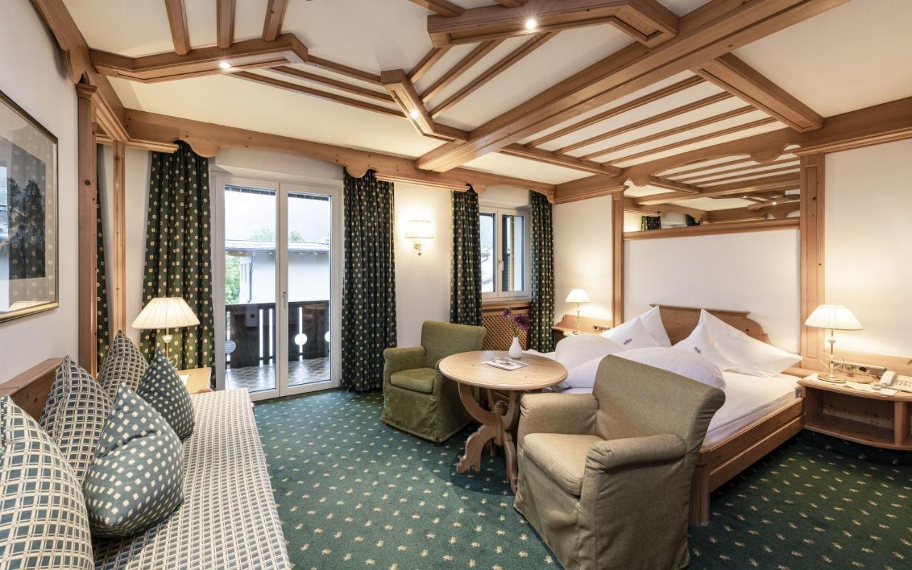 Ferien & Wellnesshotel Windschar Brunico Kültér fotó