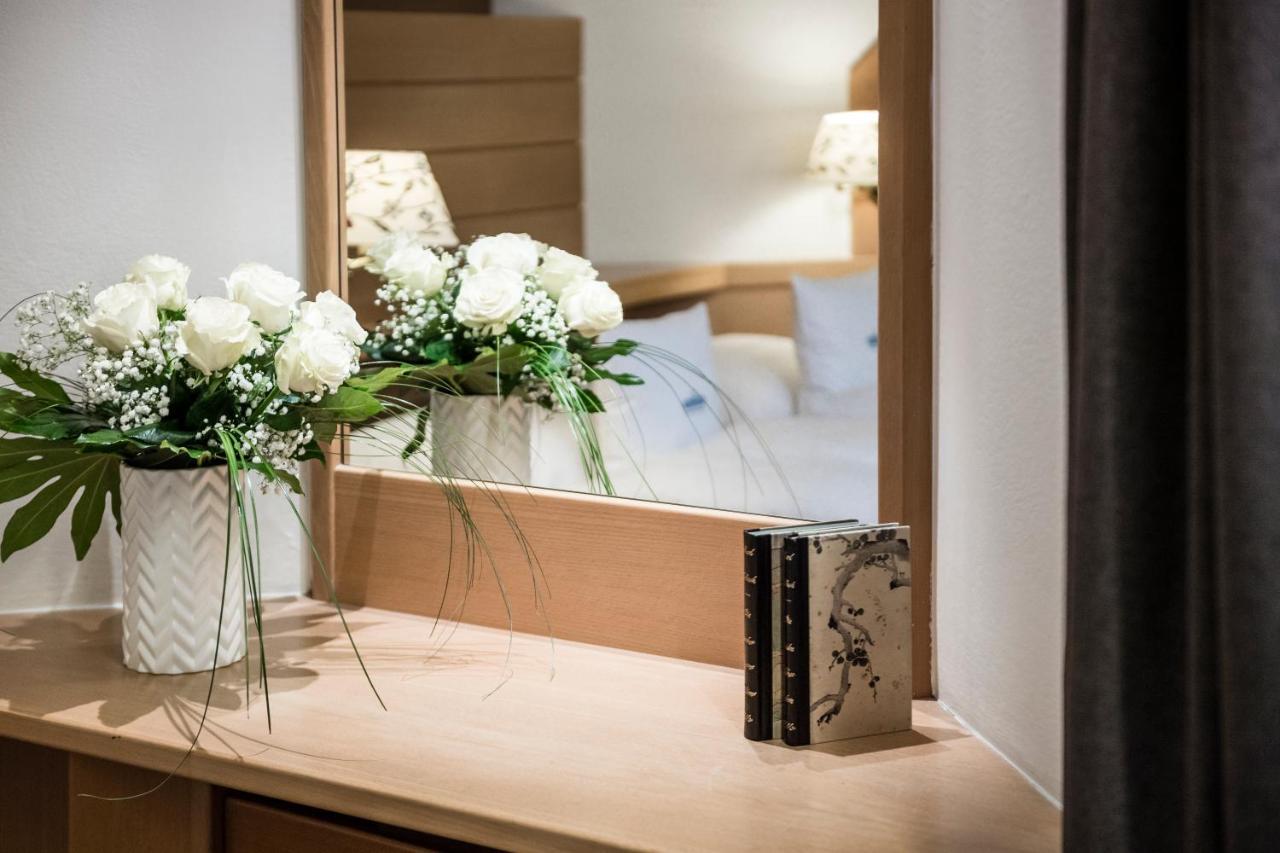 Ferien & Wellnesshotel Windschar Brunico Kültér fotó