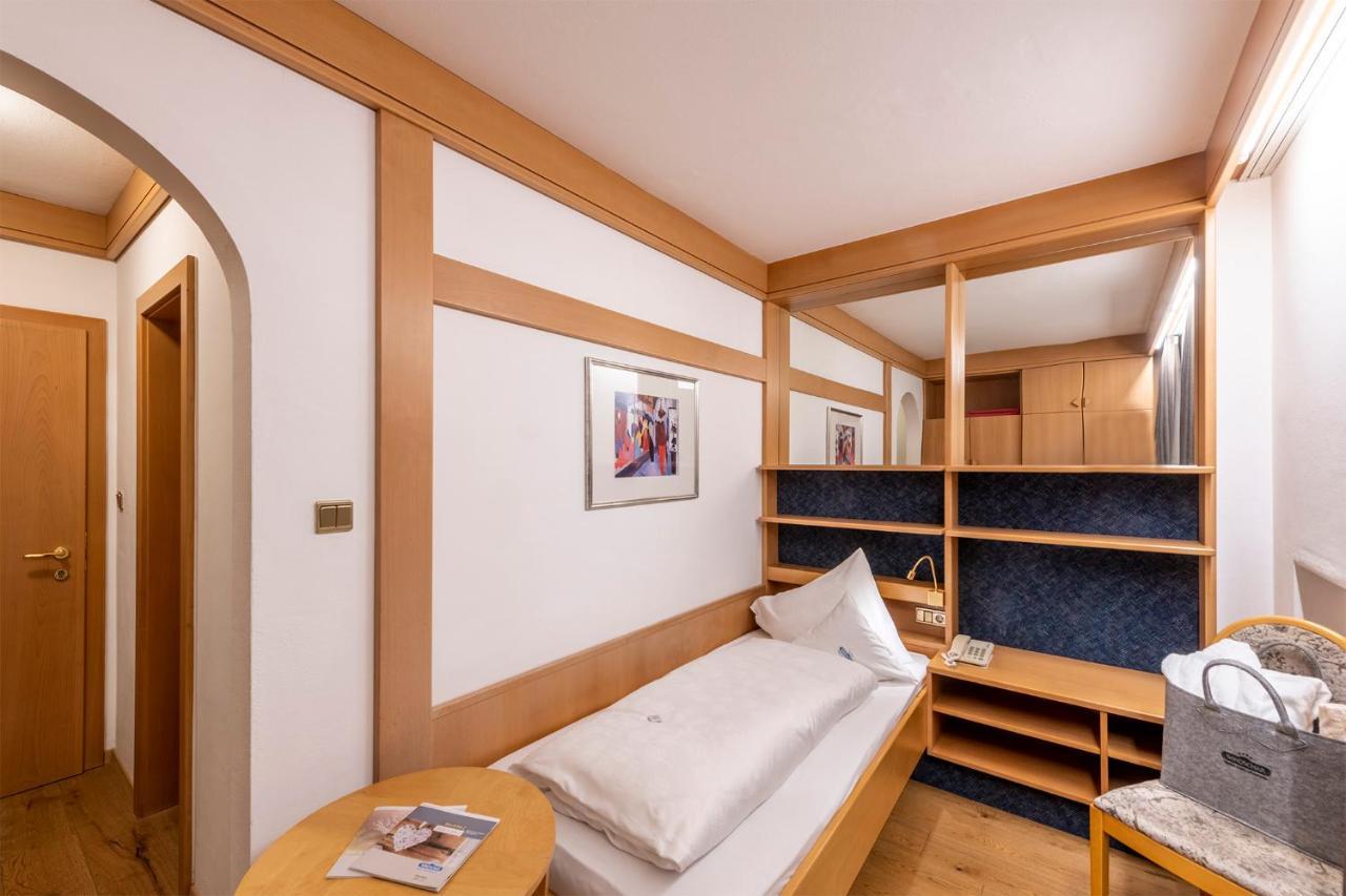 Ferien & Wellnesshotel Windschar Brunico Kültér fotó