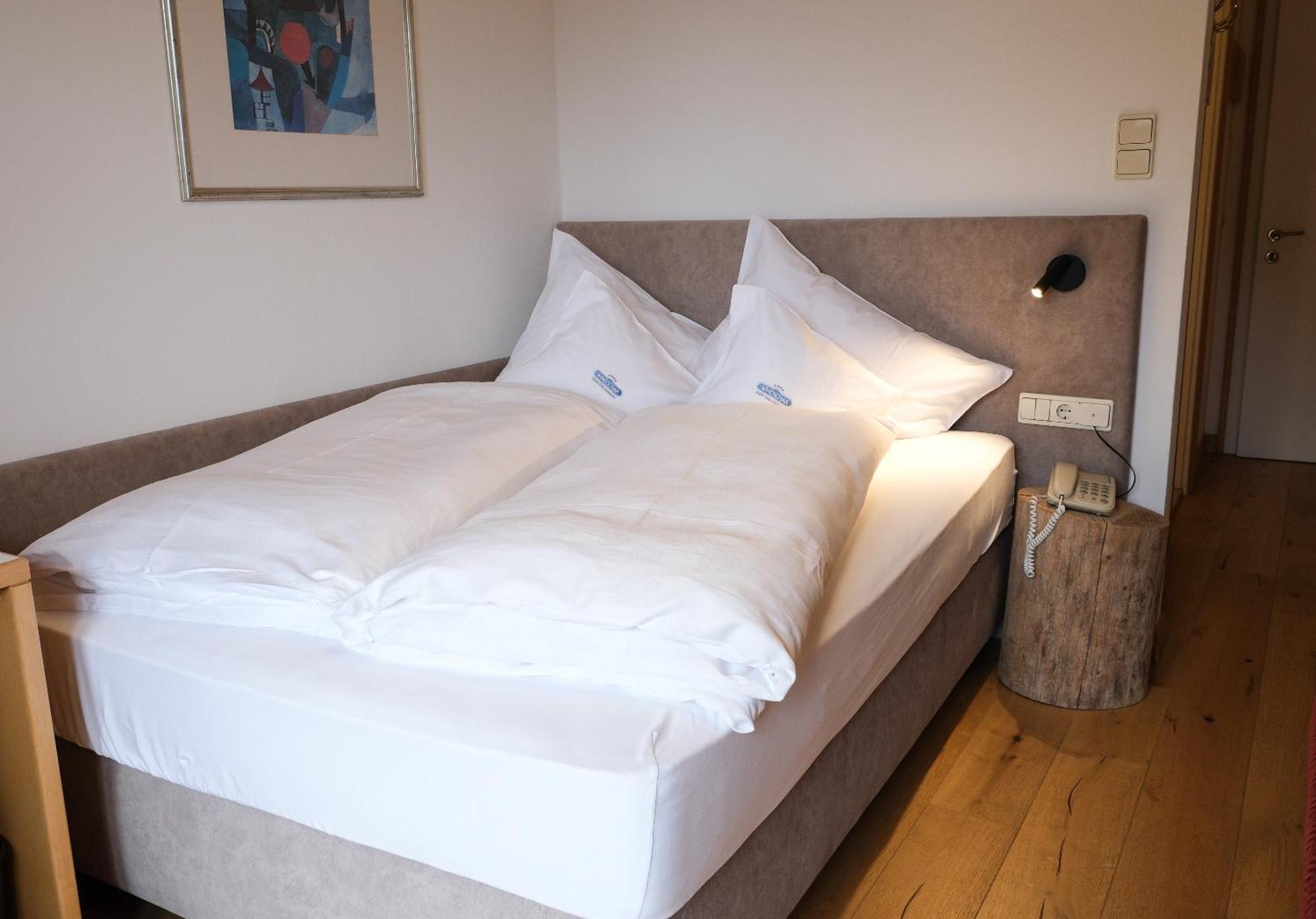 Ferien & Wellnesshotel Windschar Brunico Kültér fotó
