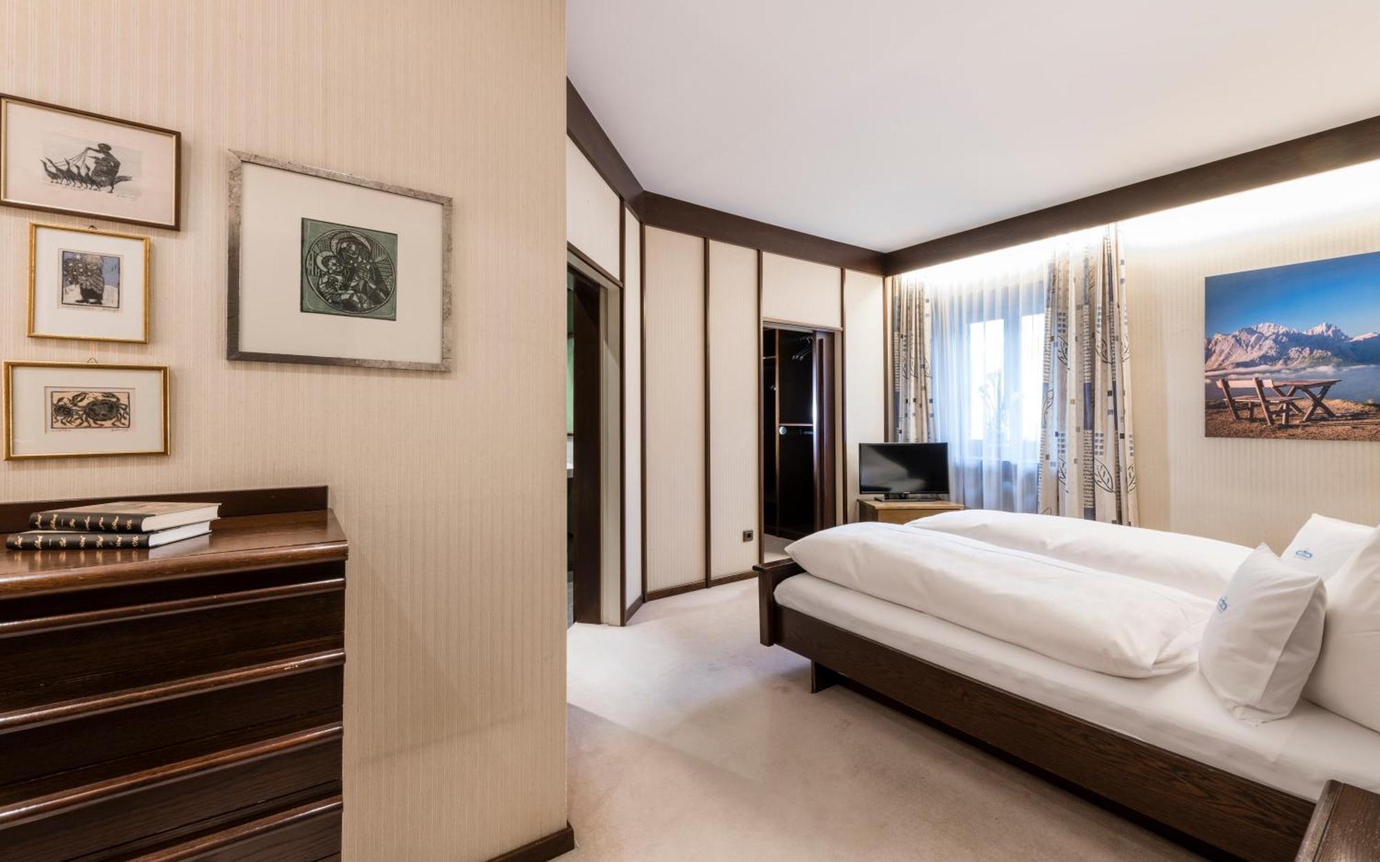 Ferien & Wellnesshotel Windschar Brunico Kültér fotó