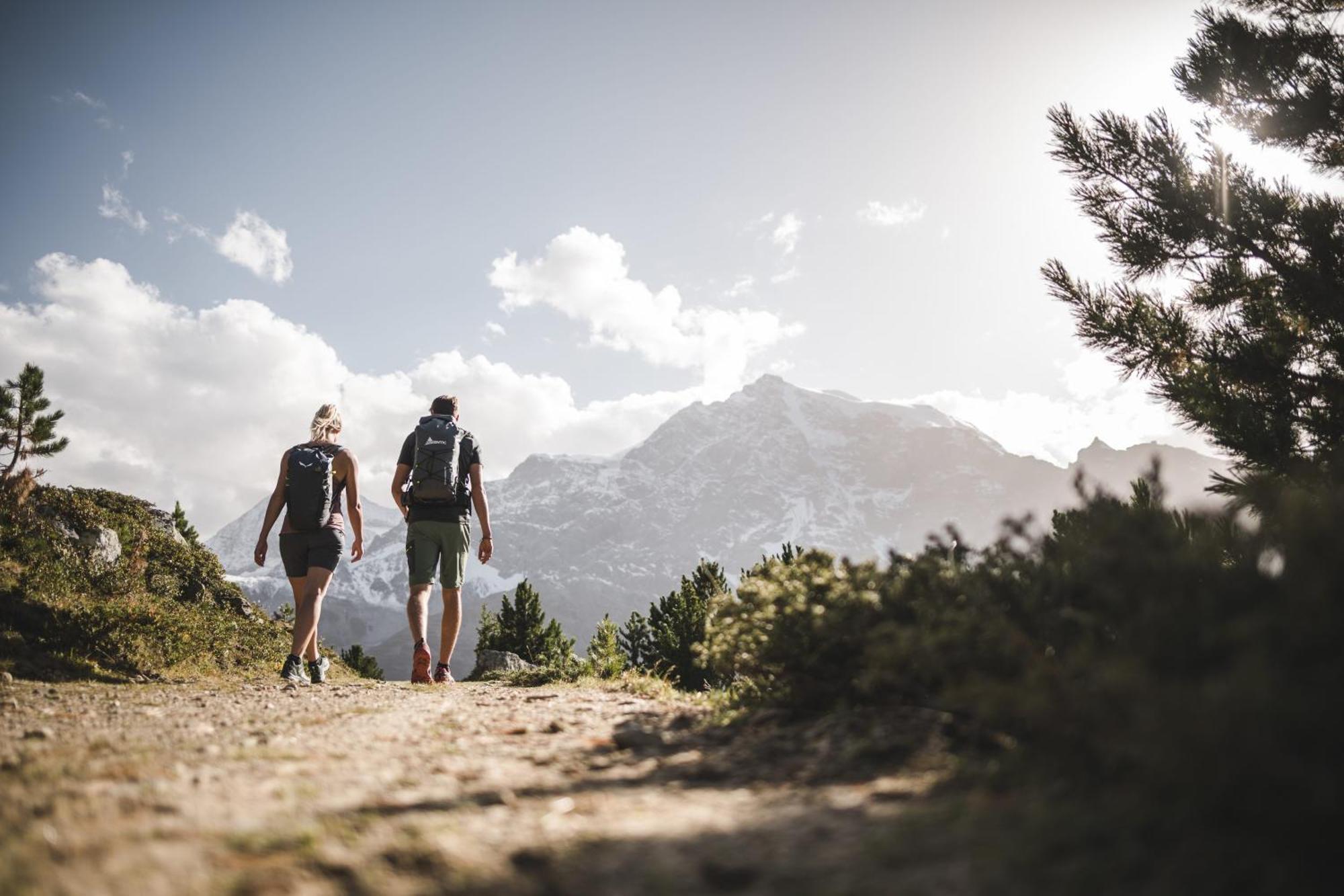 Ferien & Wellnesshotel Windschar Brunico Kültér fotó